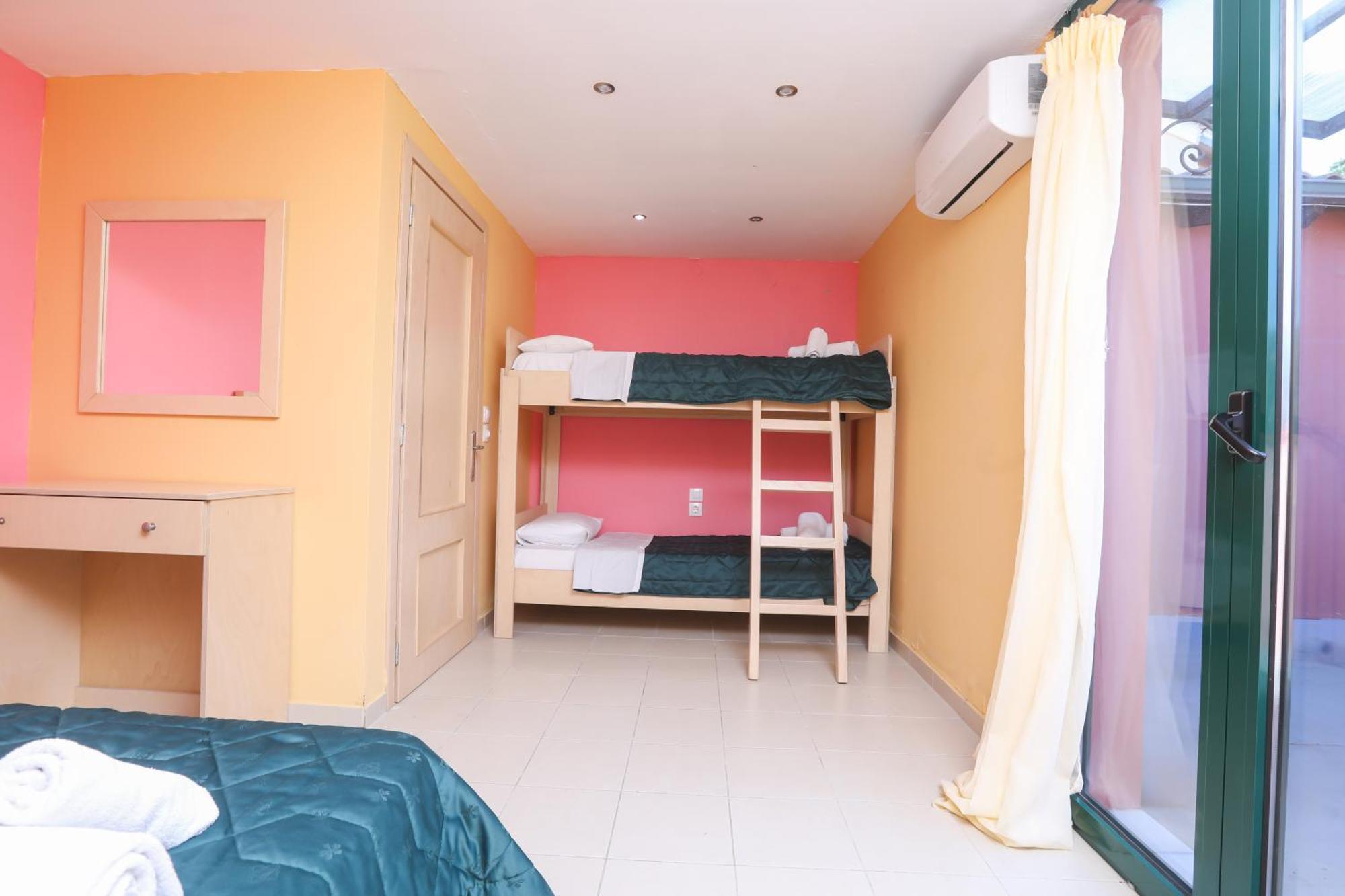 Corfu Hotel Apartments Benitses  Dış mekan fotoğraf