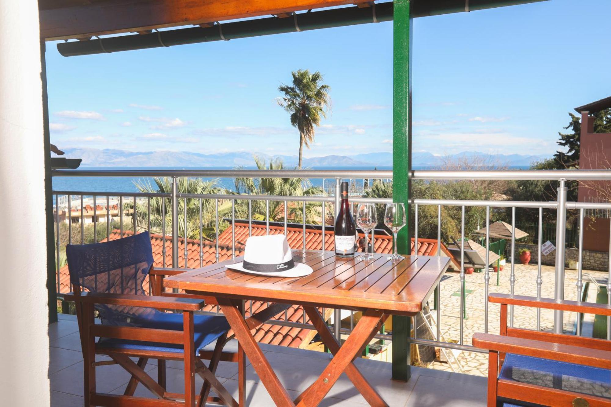 Corfu Hotel Apartments Benitses  Dış mekan fotoğraf