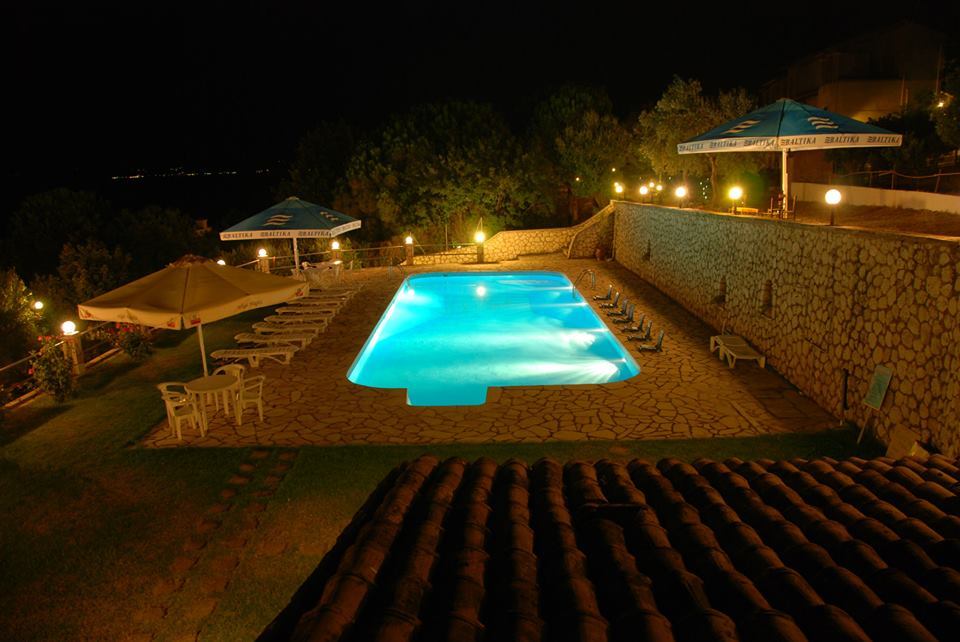 Corfu Hotel Apartments Benitses  Dış mekan fotoğraf